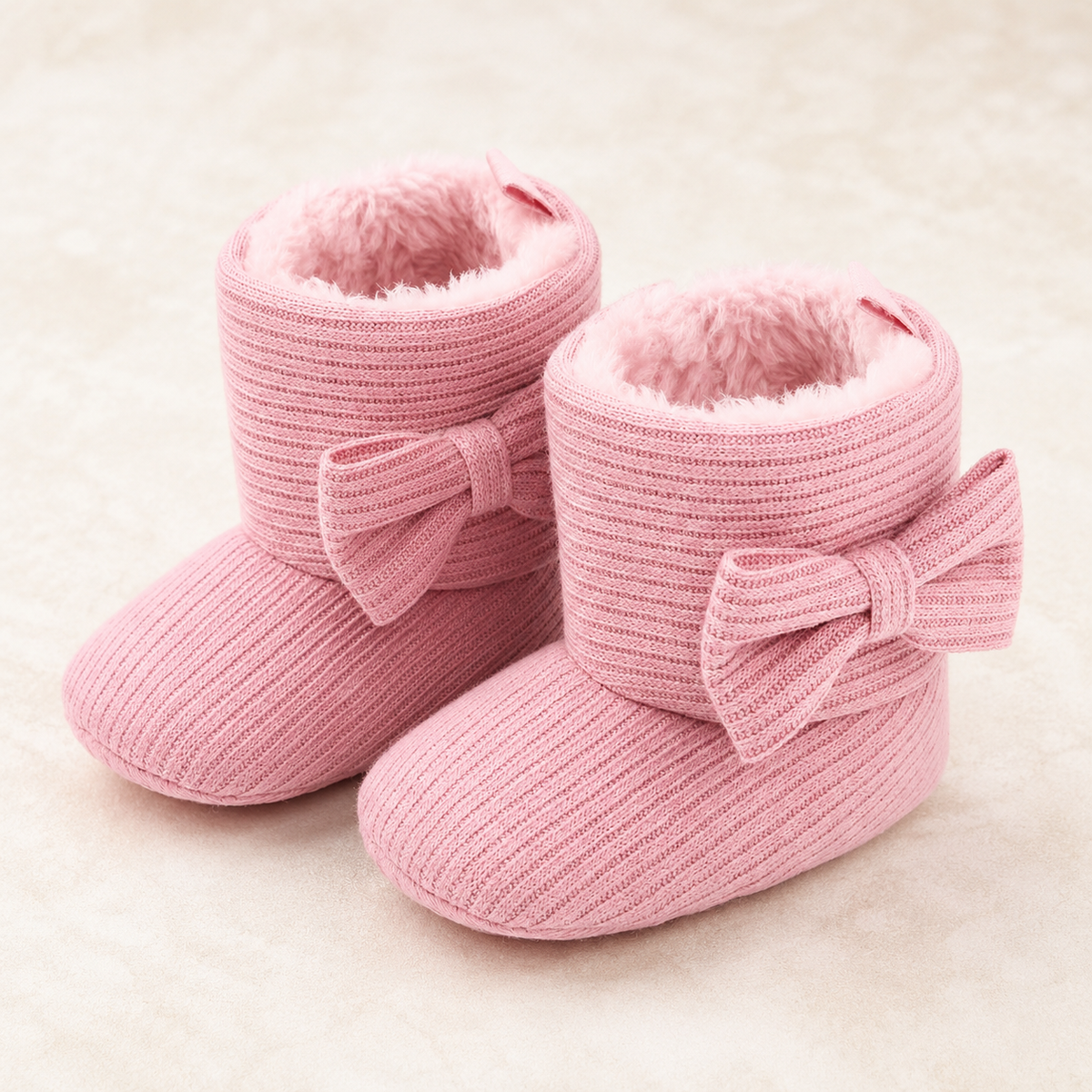 Les Bottines Douillettes — Chaussons bébé d’hiver à nœud